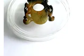 玉器类别：玄牝佩图片