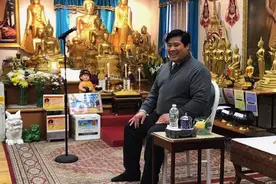 他被赶出泰国王室，却在外国以泰国王子自居，活动积极图片