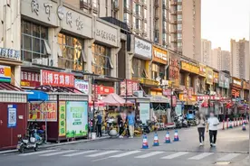 江堤美食大户的人设，立住了！图片