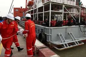 8年前韩国6825吨级客轮沉没，上海打捞局中标，成功打捞亏了11亿图片