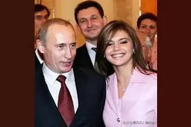 普京的“绯闻女友”卡巴耶娃，罕见现身，40岁已经变成这样图片