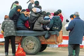 农村老人常说，有一种亲戚叫“没出五服”，五服到底是什么意思？图片