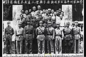 烽烟铜角：邓龙光将军遗事二三图片