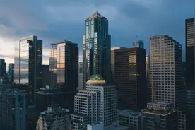 老话说“墙上墙，家要亡，门对门，会伤人”这是几个意思？图片