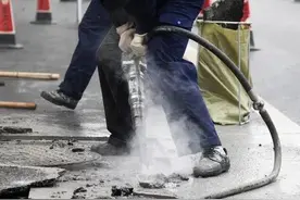 工资给130~350元一天的，青岛中韩劳务市场？图片