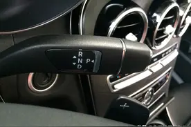 电子档把哪家强？奔驰怀挡最方便，林肯的钢琴换挡差评图片