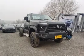 新车 | 48.68万起，硬派越野车/6.7升柴油动力，东风猛士MS600上市图片