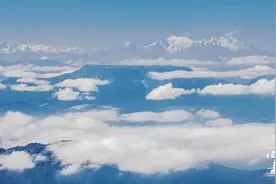 山横瓦屋披云出 中国桌山天下“酷”图片