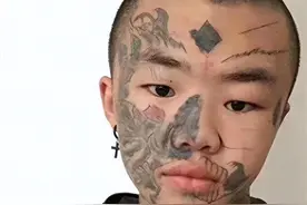 2020年火遍全网的14岁纹面男孩，连工作都找不到，如今他怎样了图片
