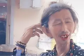 突传噩耗！网红“狗王”不幸因病去世，半个月后才发现遗体已发臭图片