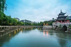 贵阳农商银行上榜2022中国银行业200强，排名较去年跃升32个位次图片