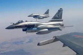 空射版CM302+轻型挂架？巴基斯坦空军：歼10CE可挂载鹰击12图片