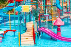 避暑季│夏日逃跑计划，去玩水！去冲浪！去水世界，解锁清凉一夏图片