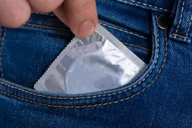 “安全套”真的安全吗？避孕套的4个知识，男女都该了解，别害羞图片