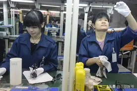 东莞口述史：90年代玩具厂女多男少，一碗泡面赢得姑娘心图片