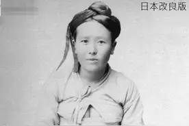 韩国露乳装的来历图片