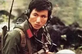 解放军犀利眼神让敌人胆寒图片