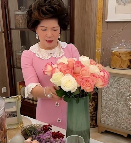 燕窝花胶 有钱人都吃 2026年燕窝花胶有用吗