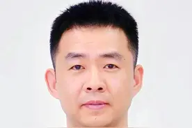 解放军航天员大队大队长陈冬，为何按照惯例，少兼一个职务图片