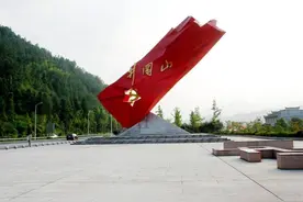 【追忆特辑】江泽民：继承和发扬光荣的井冈山革命传统图片