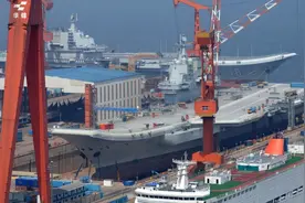 中国两大航母造船厂对比，大连船厂和江南船厂，综合实力谁能更强图片