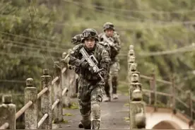 《特战荣耀》首播燃爆，但剧里特战队员装备的武器你都了解吗？图片