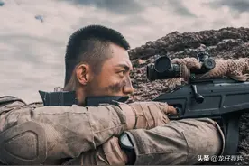 黄景瑜风波再起，多部作品恐被打入冷宫，《红海行动2》令人担忧图片