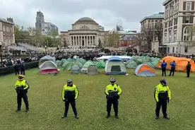 美国校园反战“挺巴示威”活动蔓延50所学校，将近600人被捕图片