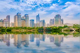 买房贷款人年龄放宽至80岁？你想多了图片