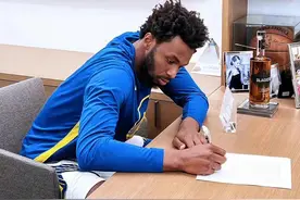 违规招募塔克和豪斯！费城被罚两个次轮签！哈登降薪没有问题图片