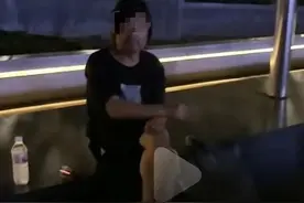 获300万点赞的“杭州流浪大叔”事件，揭露人生底层逻辑：自救者，人恒救之图片