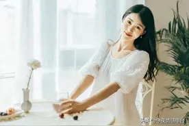微小说：离异的小姨子住进我家（一）图片