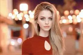 重现乌克兰街景，展现本地女人的真实穿搭“面貌”，一切不简单图片