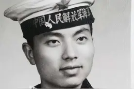 海军的“难兄难弟”：当年一起晕船，时隔半世纪终于再相见图片