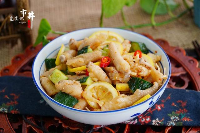 女人吃燕窝好还是胶原蛋白好 2026年女人喝燕窝胶原蛋白肽有好处吗