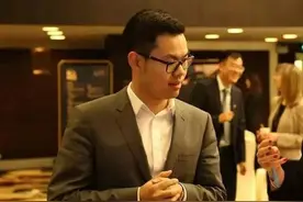 积极自救的鸿坤集团,又双叒暴雷了图片