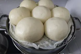 1斤面粉到底该放多少酵母？很多人没整明白，难怪蒸的馒头不好吃图片