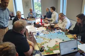 美国智库台海兵棋推演唱衰解放军图片