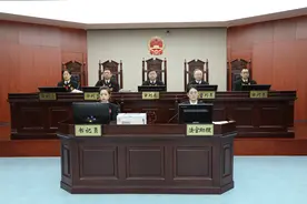 江歌母亲江秋莲与刘暖曦案二审择期宣判图片