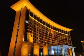 考上公务员，我却离了婚图片