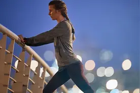 一个人痛苦的根源：处处与人比较图片