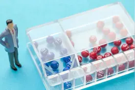 浙江彩民中2.4亿元巨奖，这钱存到银行里，一年能赚多少利息？图片