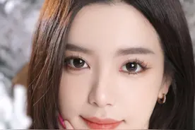 迅猛龙生图翻车，见过真人的网友透露，她绝对没整容，身高一米六图片