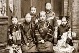 古代男人的特殊癖好：娶13、4岁的少女，爱好小蛮腰、小脚、文盲图片