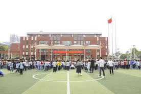 防范于未“燃”，这场校园应急疏散逃生演练，干货满满！图片