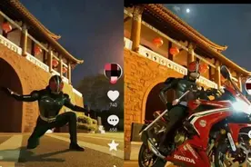 离谱！网红「假面骑士」在莞城"落网"！图片