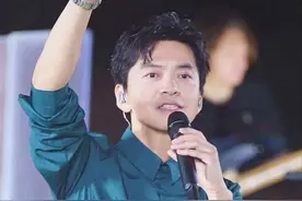 再多的名和利，都救不了“肆意妄为”的老艺术家李健图片