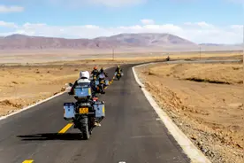 摩托车驾考大热？练车场全是年轻人的身影图片