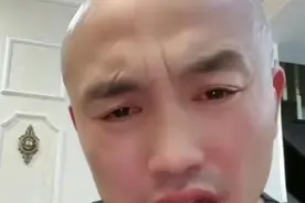 武僧一龙酒后曝光武林风“丑闻”，方便成绩造假，他输过很多场图片