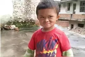 9年前，那个酷似“马云”的江西7岁小男孩范小勤，如今怎么样了？图片